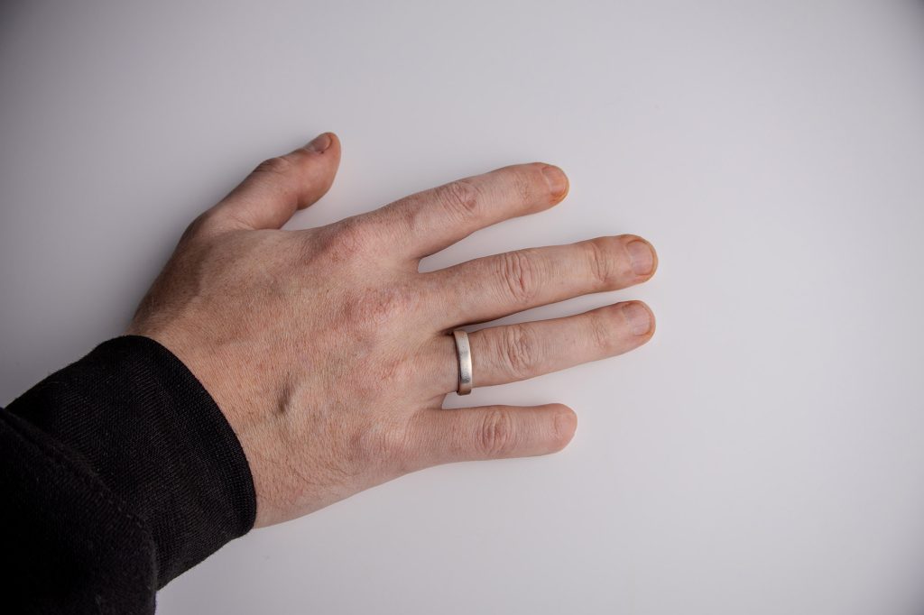 pinky finger compensation worth